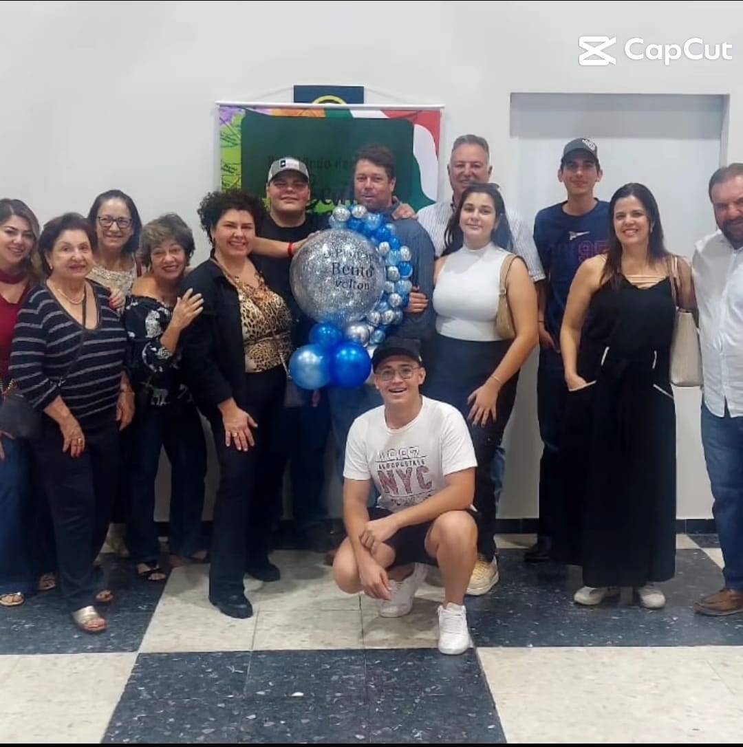 Bento de Novo Horizonte retorna do seu intercâmbio no México