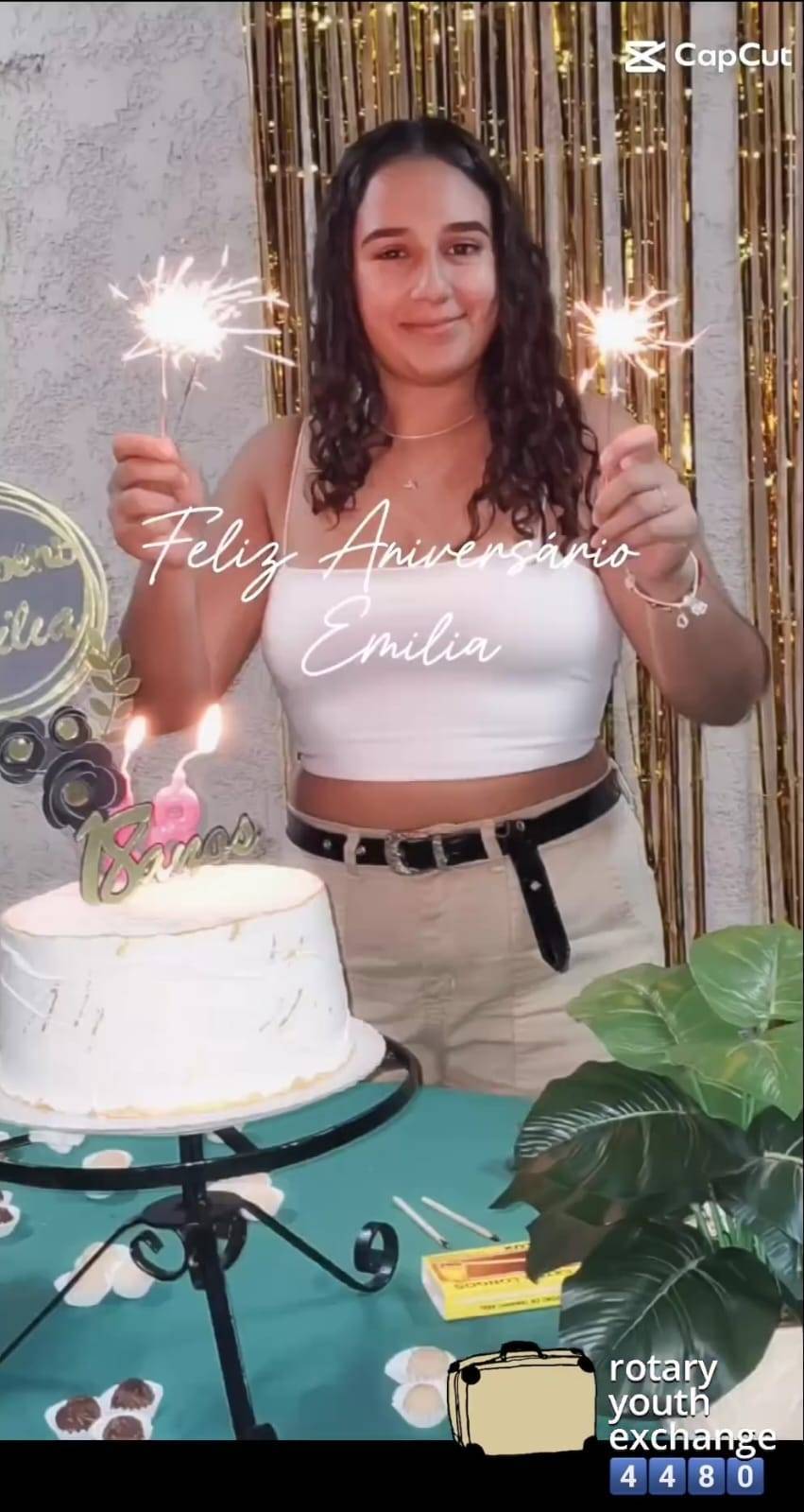 Rotary Club de Santa Fé do Sul realiza festa surpresa para a nossa intercambista Argentina Emília