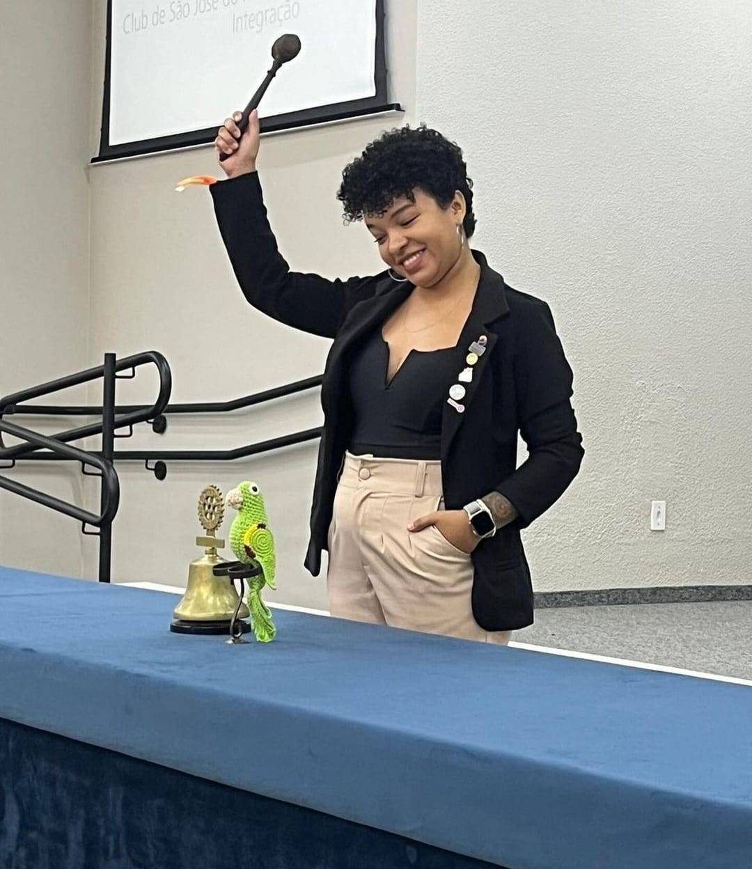 Tainá Rainho, desejamos a você muito sucesso para conduzir o nosso Rotaract na Gestão 2024-25