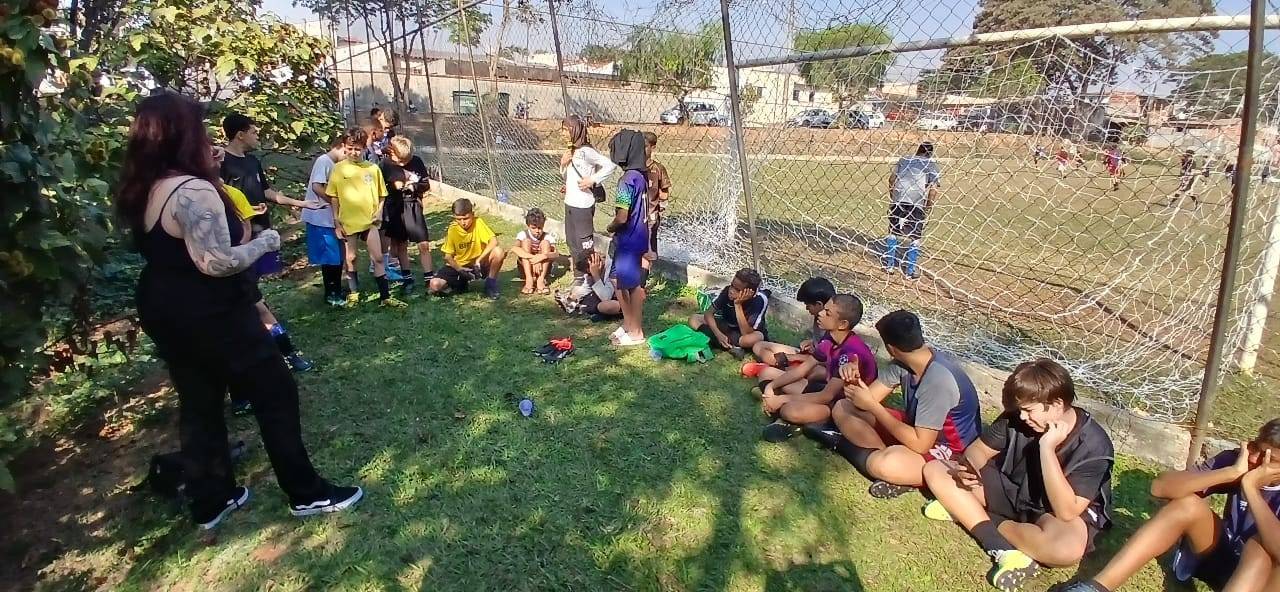 Nossa companheira Bruna ministrando sua palestra sobre Bullying