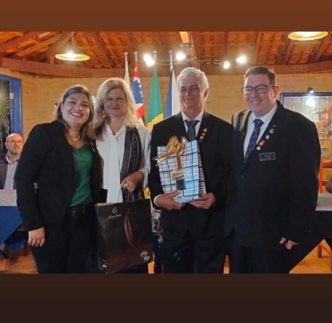 Rotary Club de Bariri - 16 de Junho Realiza Transmissão de Cargos com Homenagens e Posses