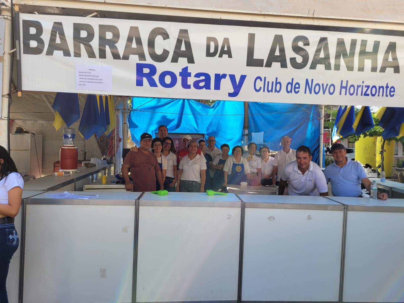 Rotary Club de Novo Horizonte Participa Com Barraca de Festa Junina da APAE