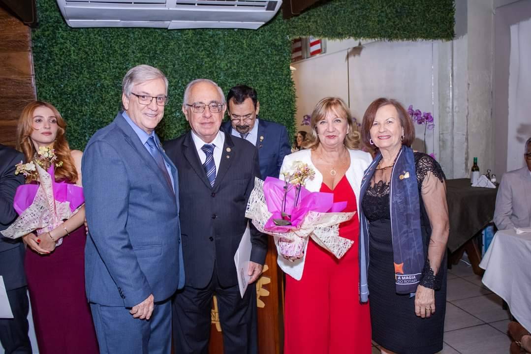 Rotary Club de Lins Recebe 4 Novos Associados
