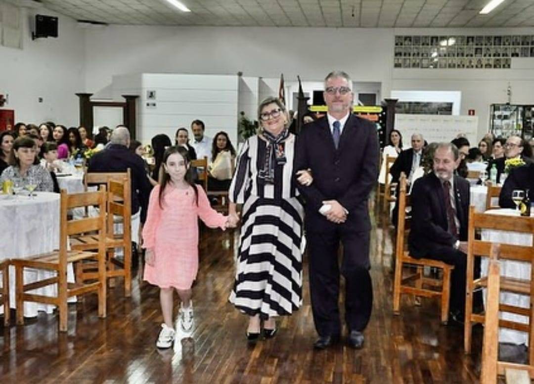 Família Rotária de Itápolis realiza a transição de cargos de todos os clubes