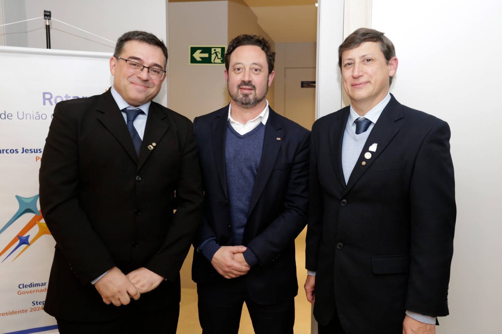 Posse do novo presidente do Rotary Club de união da Vitória Marcos Nielsen