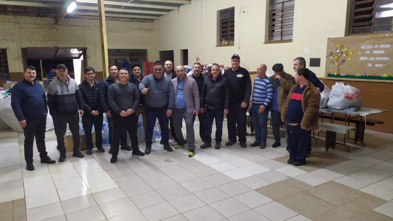 Rotarianos e Defesa Civil destinam doações as entidades de Santo Ângelo