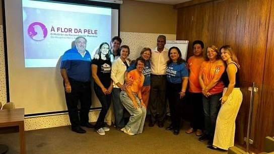 Governadora Marilene Rezende e a Coordenadora Distrital das Casas da Amizade Eliana Moraes visitam o projeto Flor da Pele