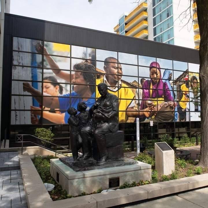 Saudações do One Rotary Center