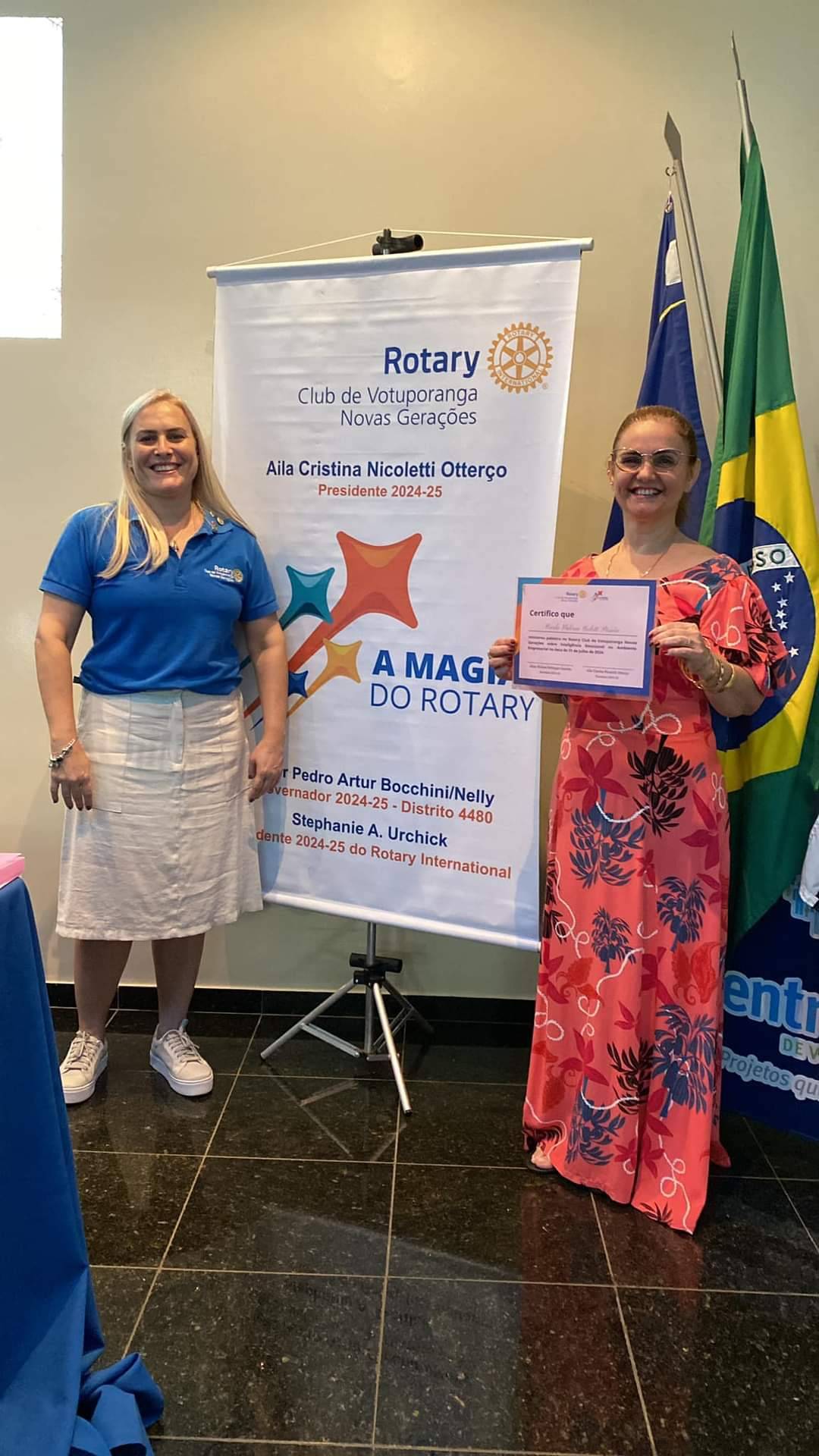 Rotary Club de Votuporanga - Novas Gerações Promove Palestra do Sebrae em Reunião com Convidados