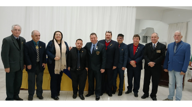 Governador 2024-25 Alfredo Arten Junior, associados do Rotary Club de Paranaguá e o Governador Distrital Assistente Eliberto