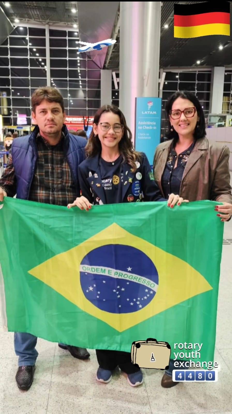 Intercambista Sofia Embarca de Paraíso Para Alemanha 