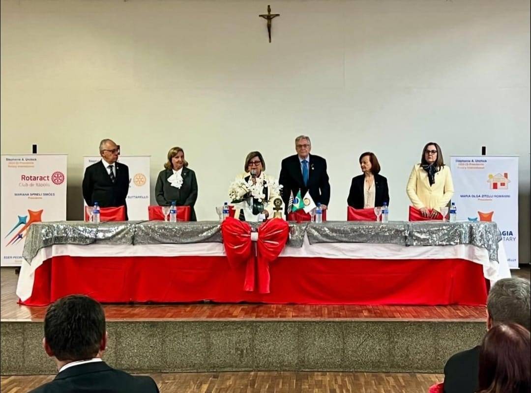 Rotary Club de Itápolis Realiza Festiva do Dia dos Pais
