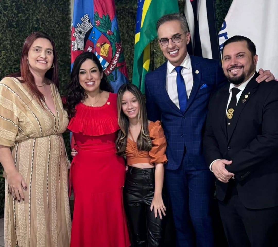 Rotary Club de Lins Homenageia Sara, Isaias e Estelinha