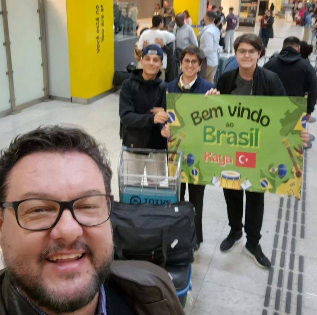 Kaya Desembarca da Turquia para Intercâmbio em São José do Rio Preto