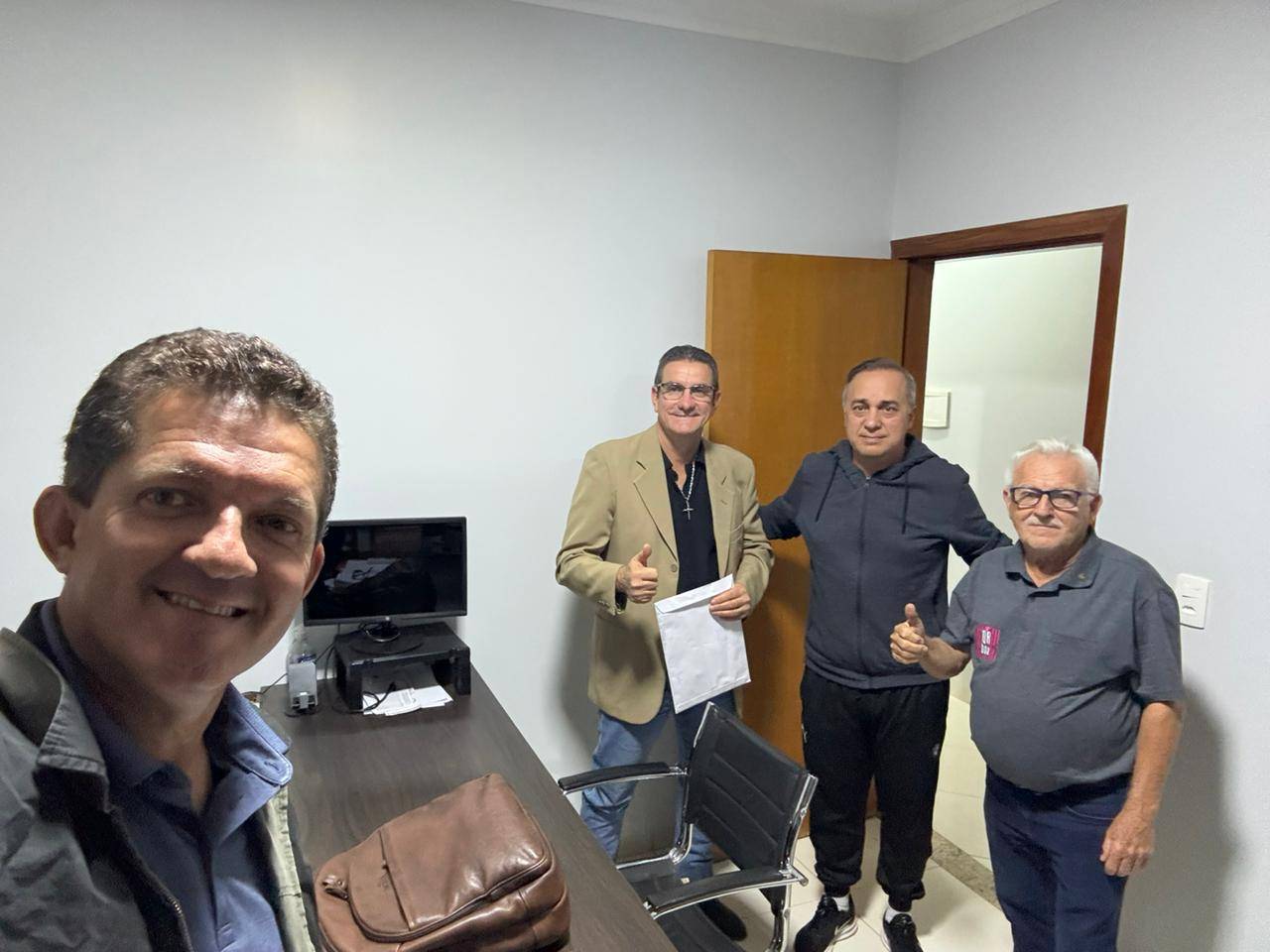 Presidente (24-25) Rafael, Pedrialli, Dazirlan e Jorge