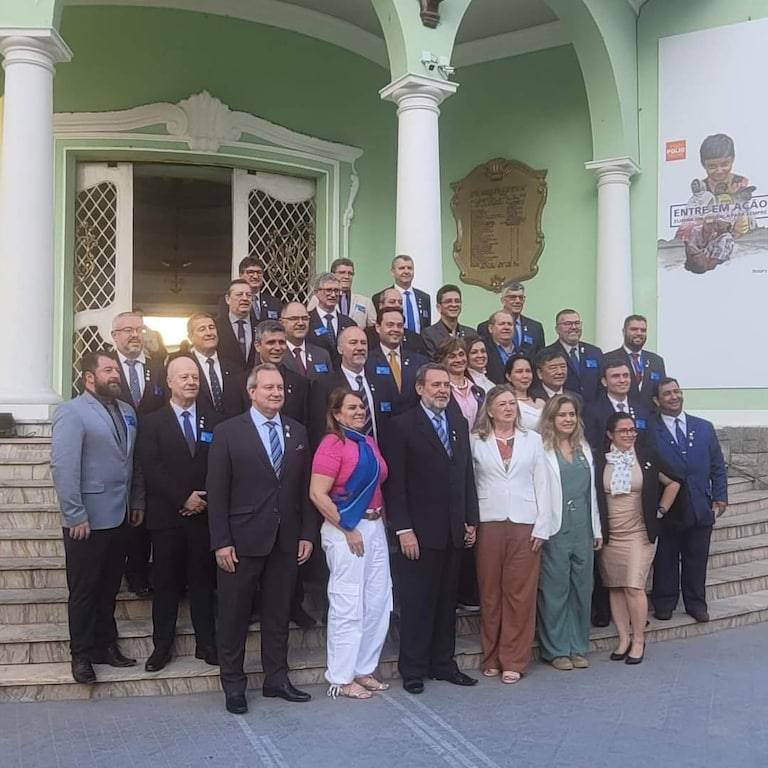 O Rondonense César Luis Scherer e sua Esposa se Reuniram com os Governadores em Fortaleza