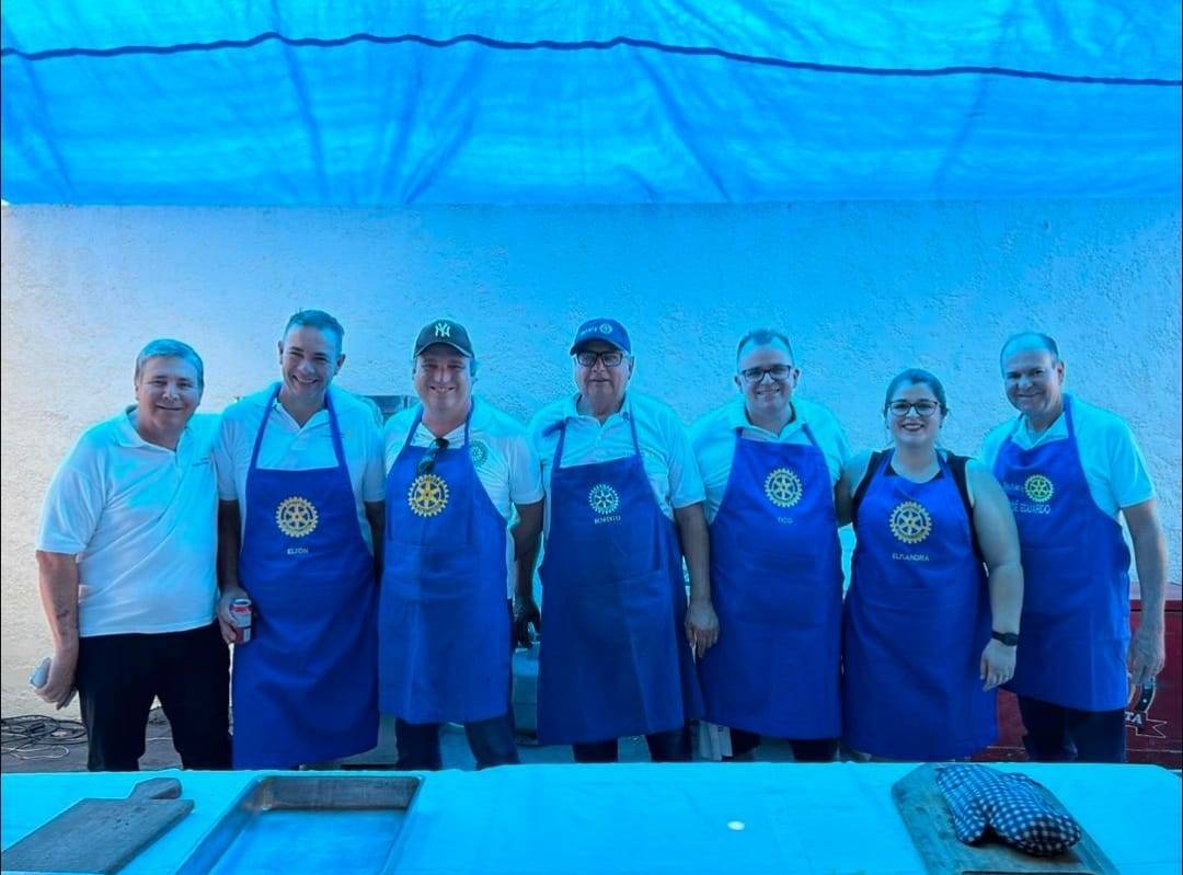 Rotary Club de Novo Horizonte Promove Joelho de Porco