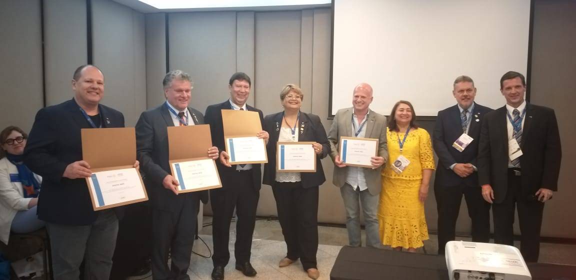 GD 23-24 Wagner Massoca recebendo os reconhecimentos