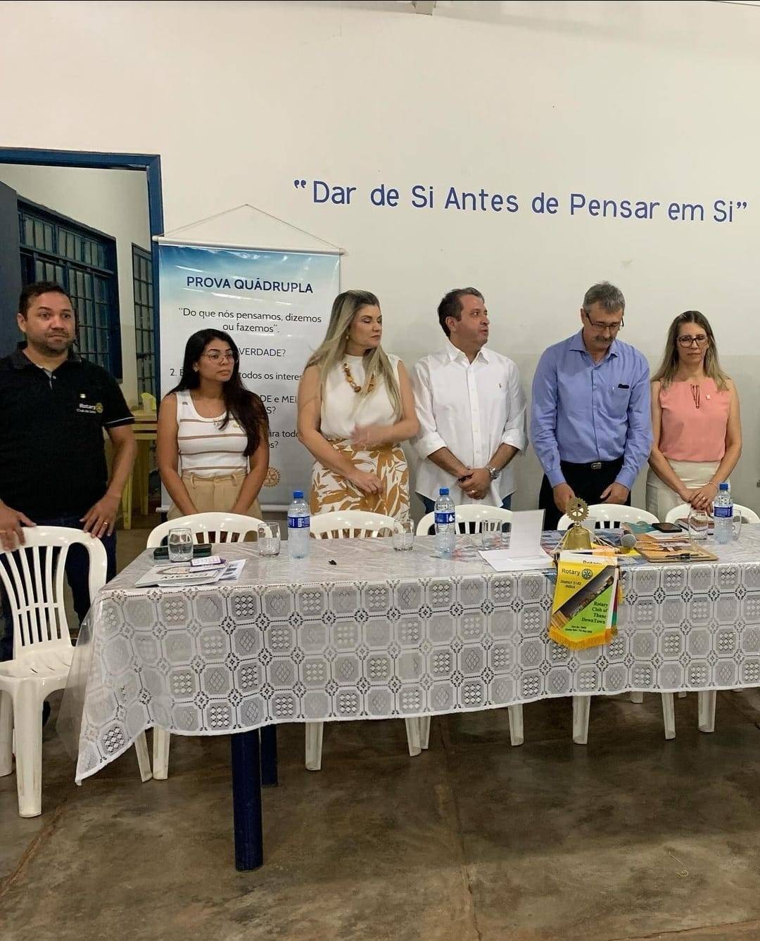 Rotary Club de Jales - Grandes Lagos Realiza Reunião Ordinária com Homenagem e Posse de Novo Associado