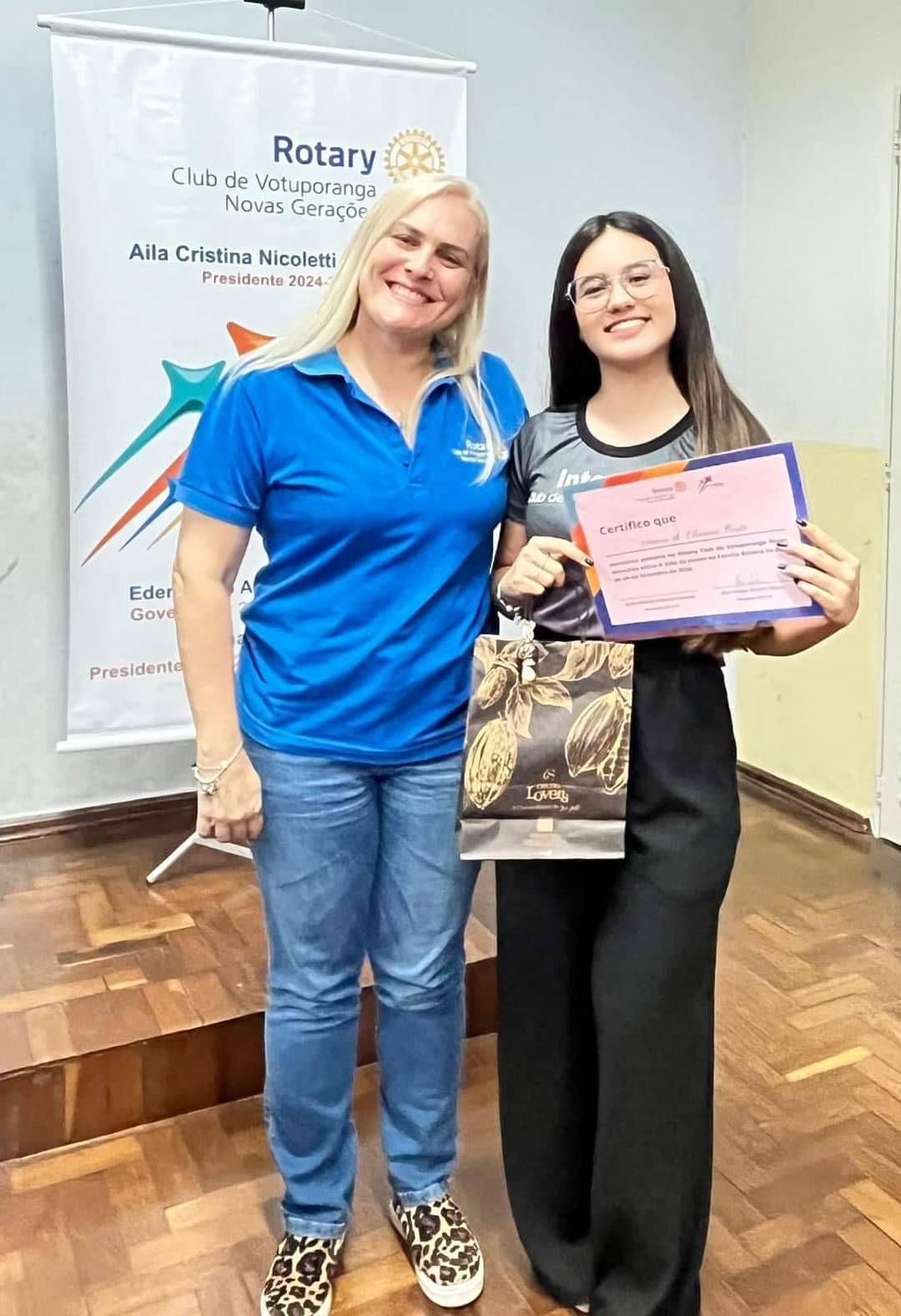 Rotary Club de Votuporanga - Novas Gerações Recebe Visita da Presidente do Interact Club de Votuporanga