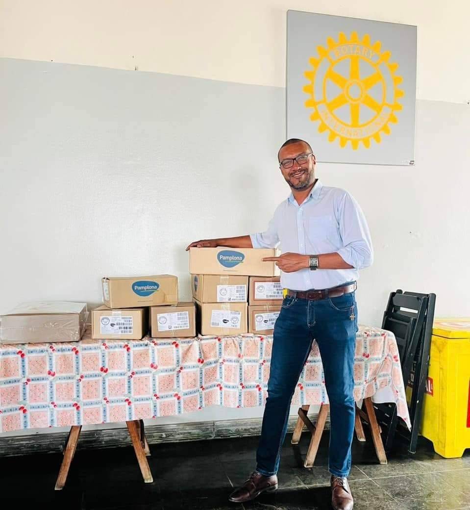 Rotary Club de Barra Bonita Convida Para a 1ª Feijoada Solidária
