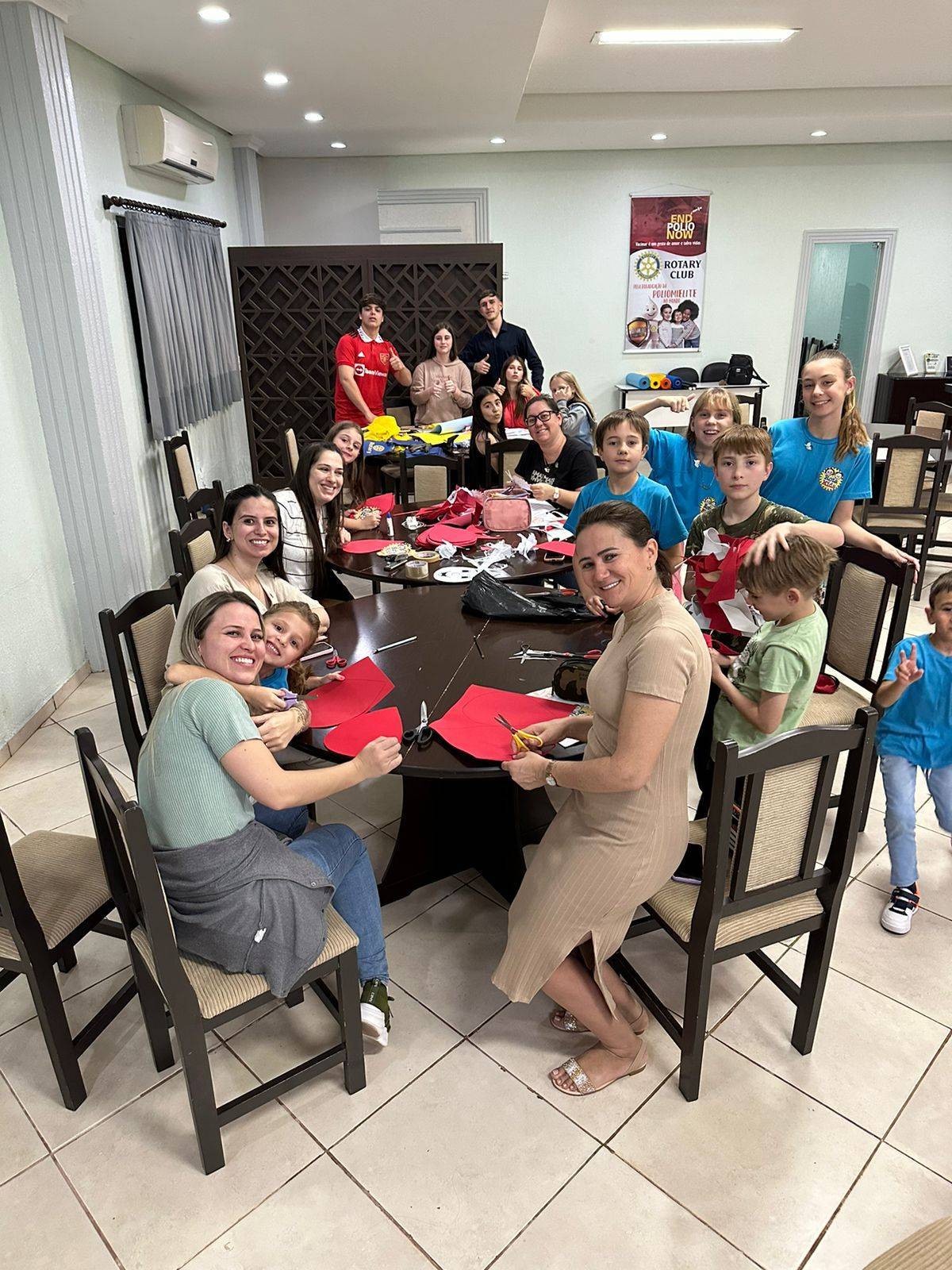 Realização de reunião conjunta com o Interact e Rotakids