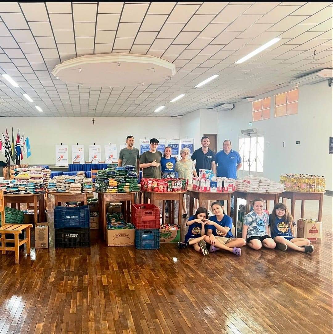 Rotary Club e do Rotary Kids de Itápolis Realizou Doação de Alimentos Não Perecíveis à MEIMEI Nova Era