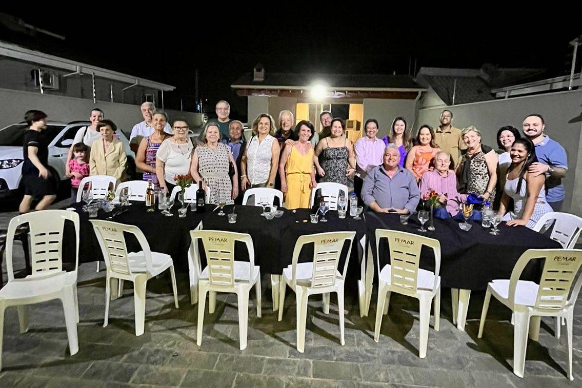 Rotary Club de Catanduva Realiza Reunião Festiva