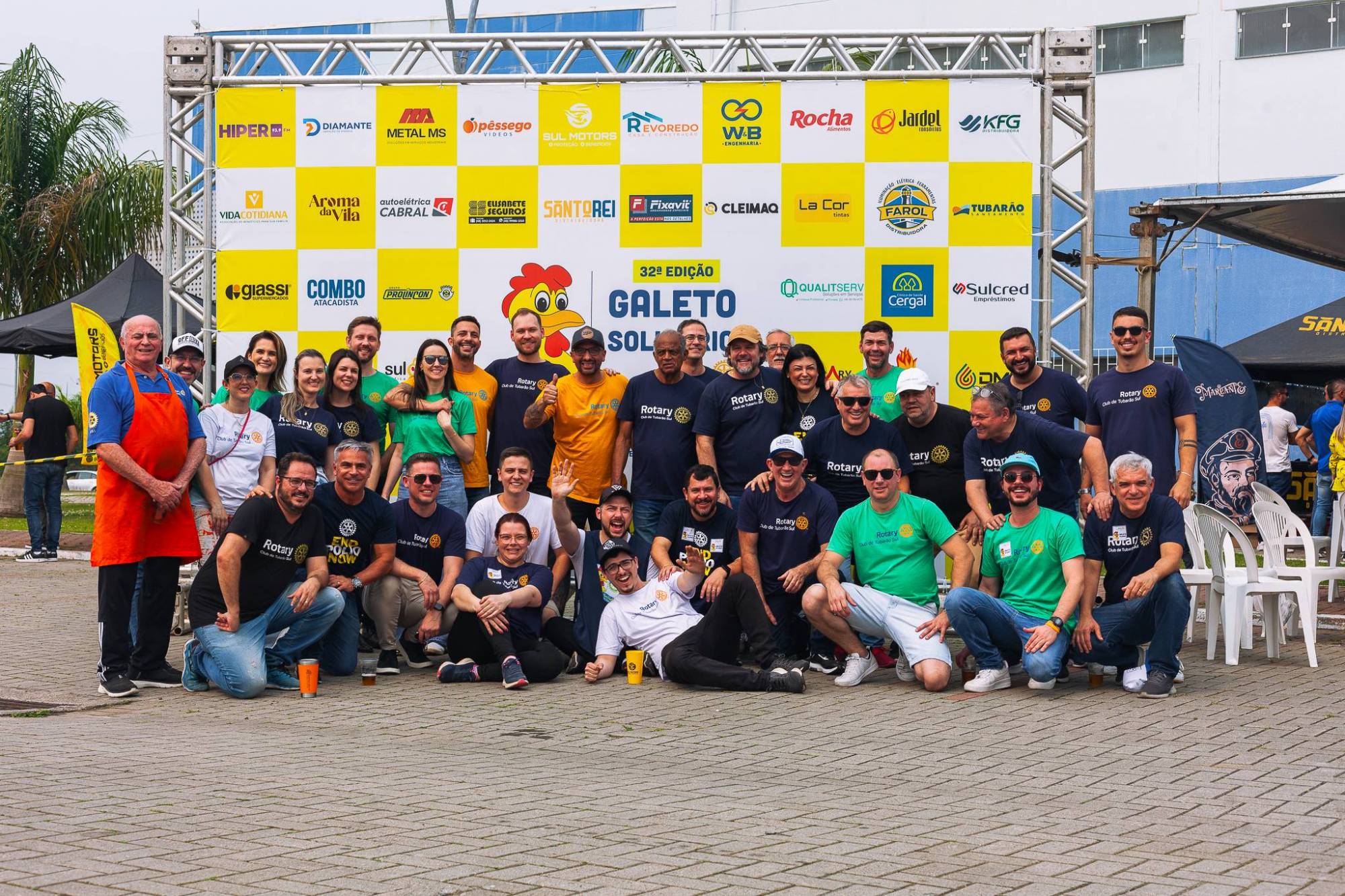 Companheiros e esposas do Rotary Club de Tubarão Sul