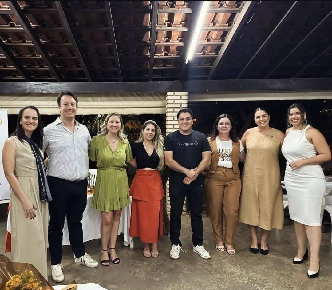 Rotary Club de São José do Rio Preto - Eco Realiza Posse de Novos Associados