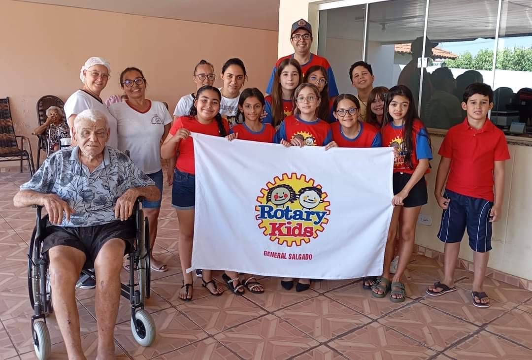 Rotary Kids de General Salgado Visita Asilo Maria Donizetti Zoccal