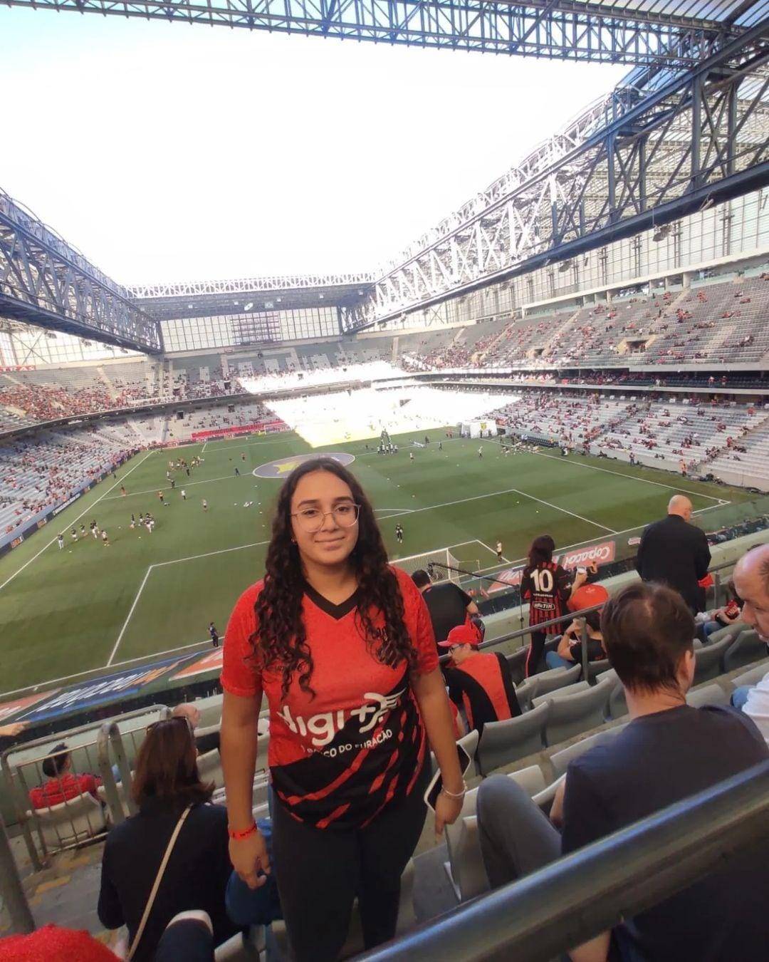 Intercambista Emilia da Argentina Viaja a Passeio para Curitiba Acompanhando Time de Santa Fé do Sul
