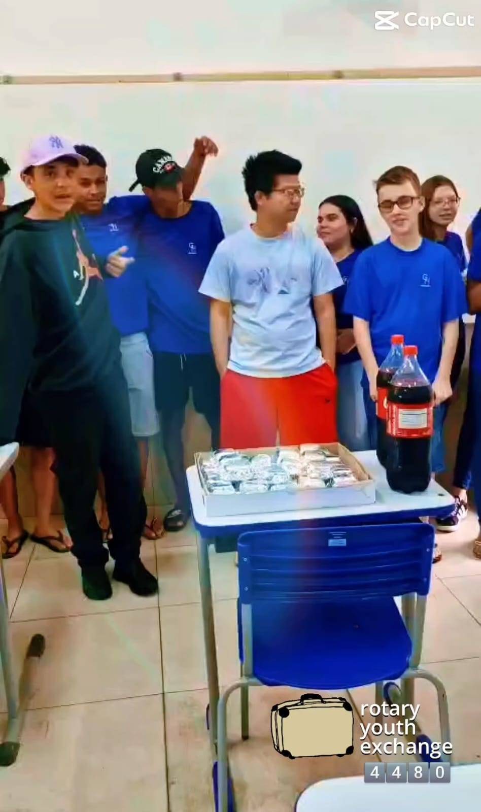 Intercambista Burt de Taiwane Comemora Aniversário na cidade de Ariranha