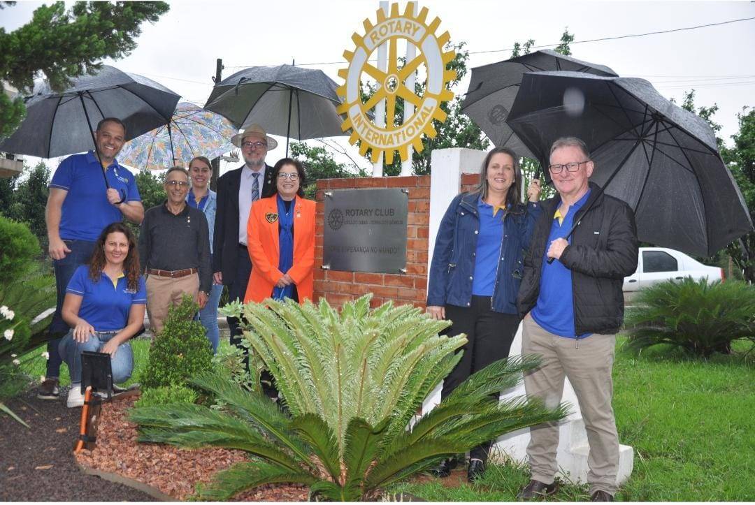 VISITA DA GOVERNADORA GEISA RODRIGUES VIANNA