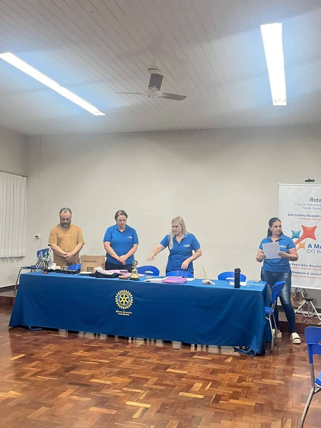 Rotary Club de Votuporanga - Novas Gerações Realiza Reunião com a Visita da Instituição Amor Exigente de Votuporanga