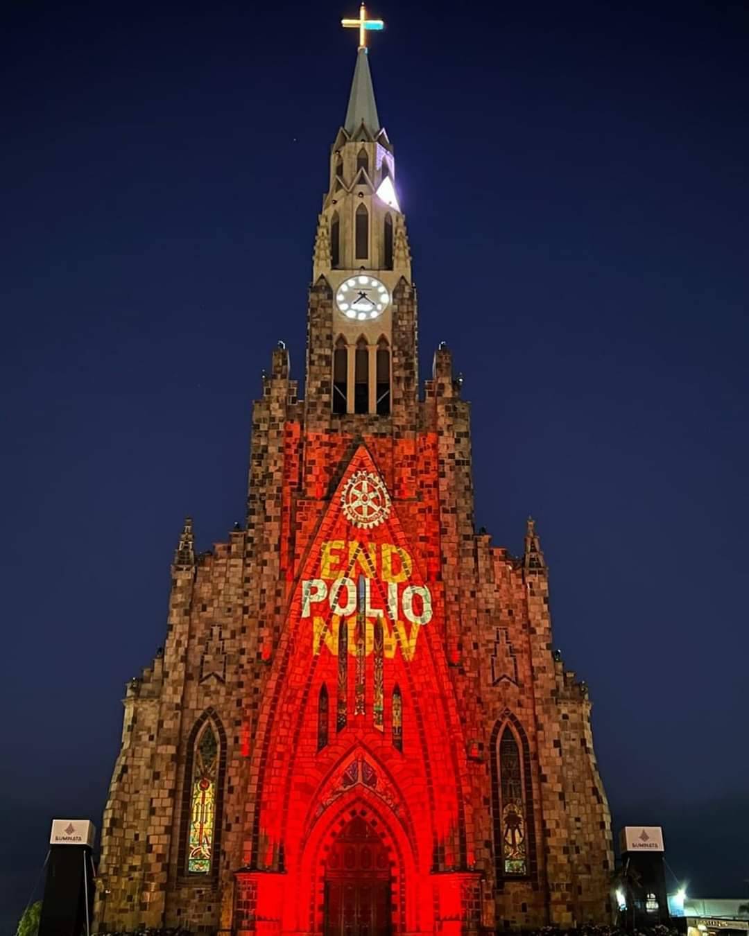 Catedral de Canela no Estado do Rio Grande do Sul Agradece o Trabalho de Rotary International e da Fundação Rotária