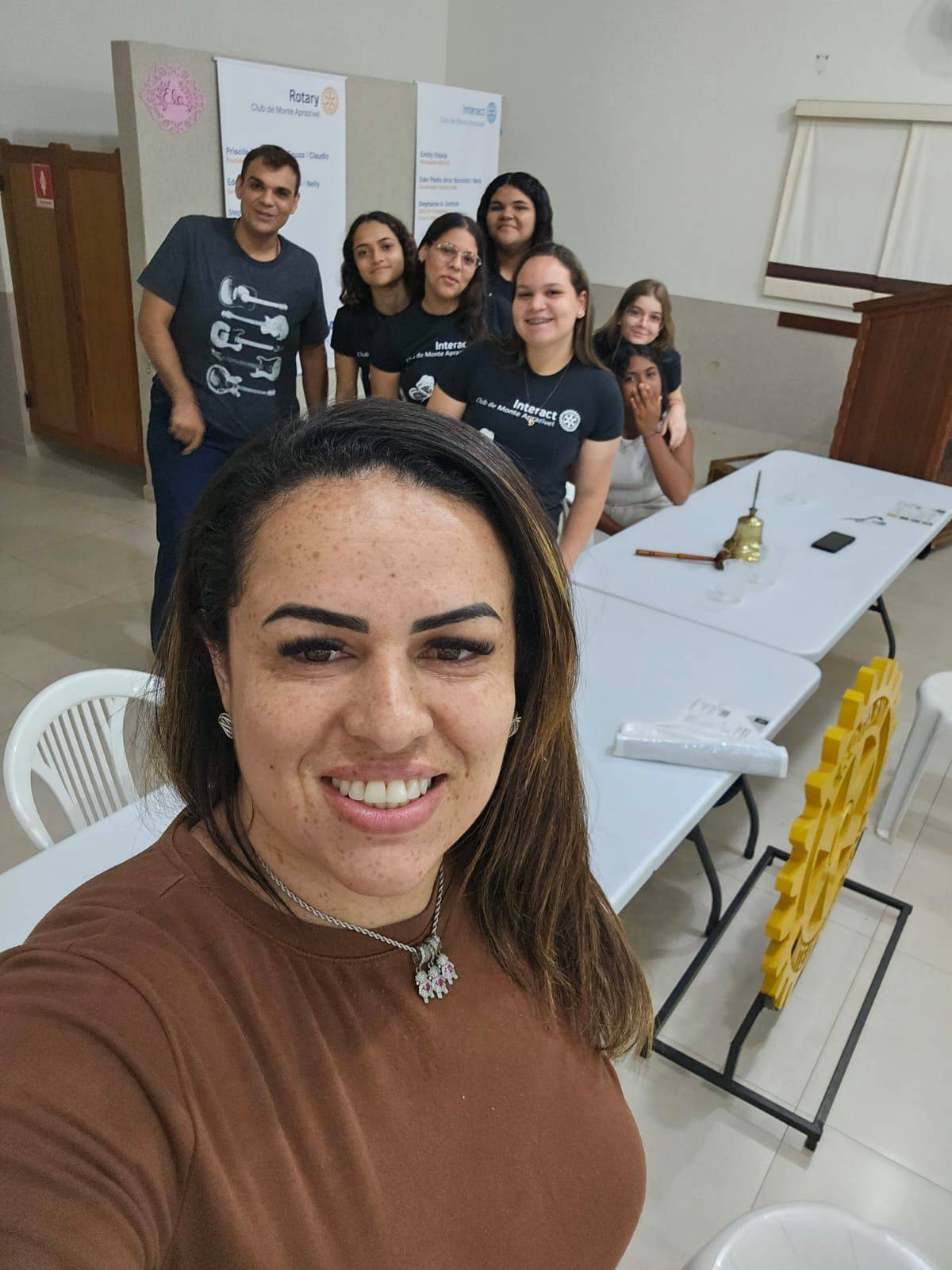 Interact Club de Monte Aprazível Realiza Reunião Ordinária