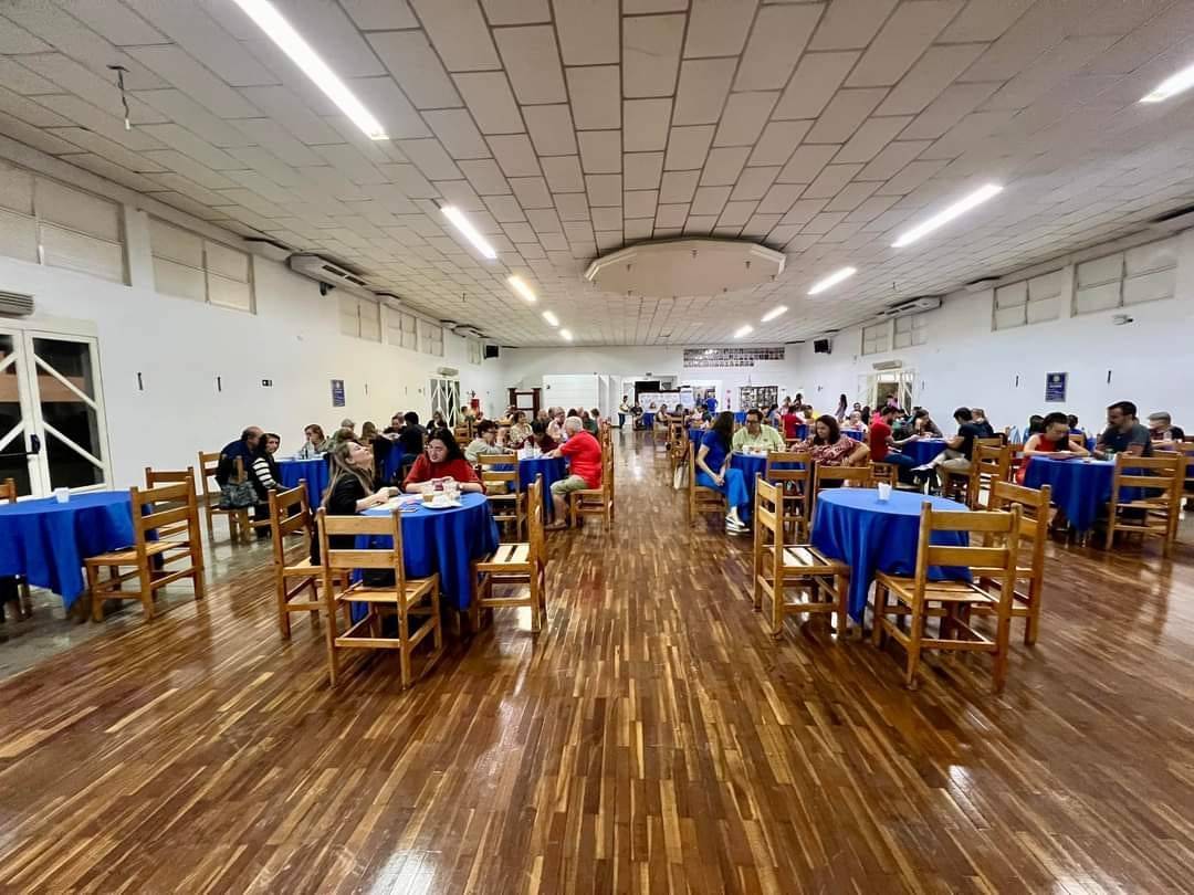 Rotary Club de Itápolis Agradece Todos que Compareceram no Show de Prêmios do Rotary Club de Itápolis