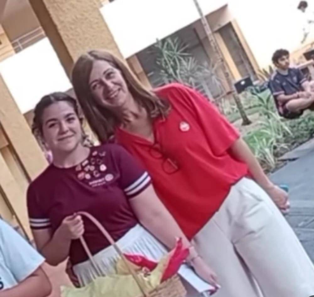 Rotary Club de Lins - Norte Agradece a Candidata a Intercâmbio Naju pela Colaboração na Mostra Cultural e Social da ETL