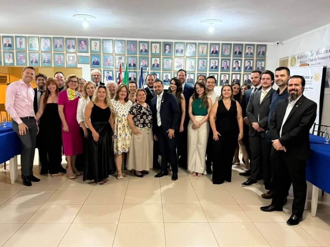 Rotary Club de Votuporanga - Novo Milênio Realiza Reunião Com Posse de Três Novos Associados