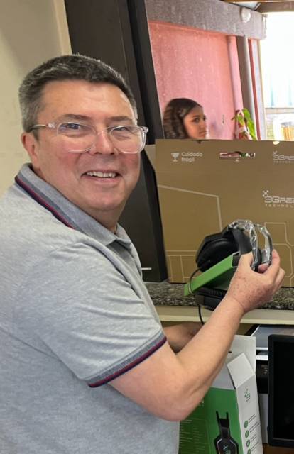 ASSOCIADO WALTER MIKOS