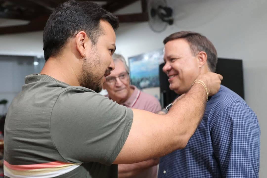 Rotary Club de Lins - Gov. Israel Alfonso realiza festiva de Natal e recebe membros do Rotary Club de Lins