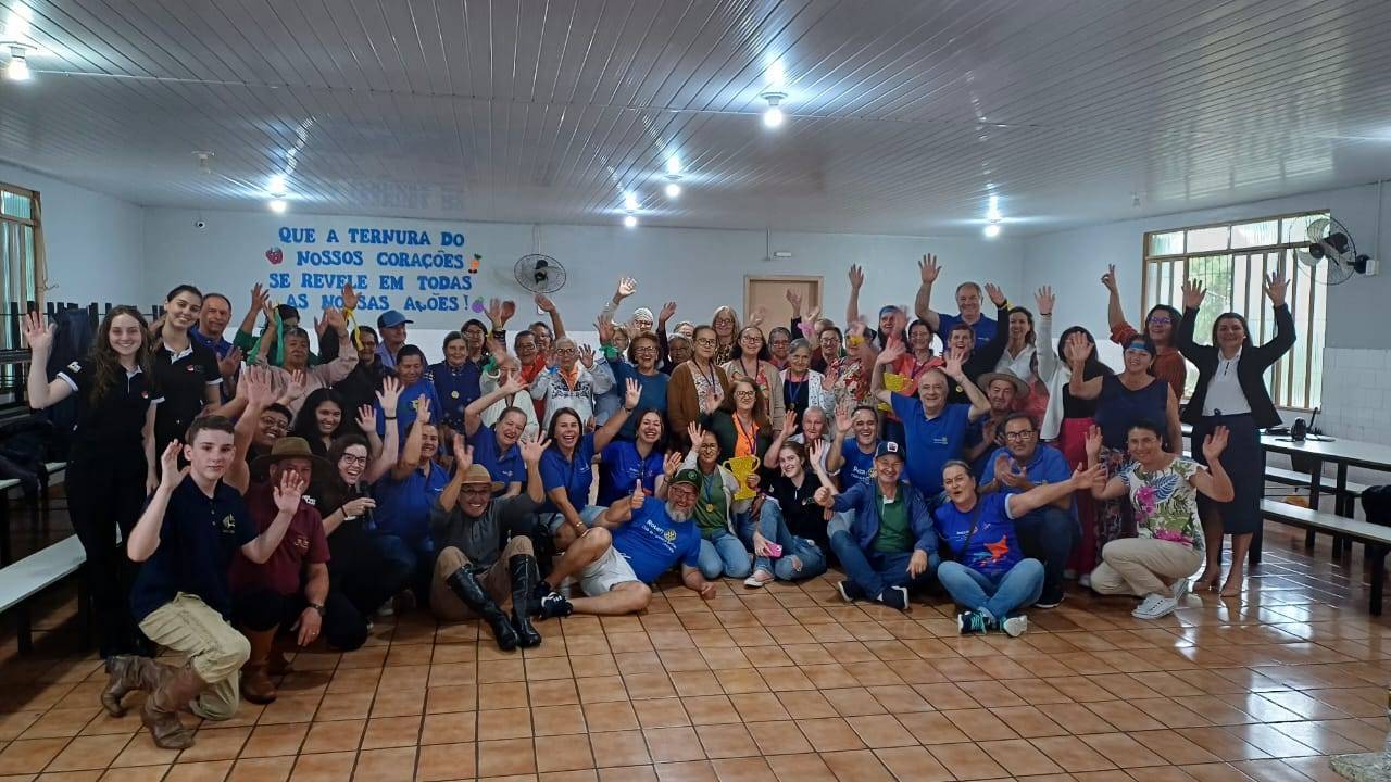 A MELHOR IDADE EM AÇÃO NO ALVORADA