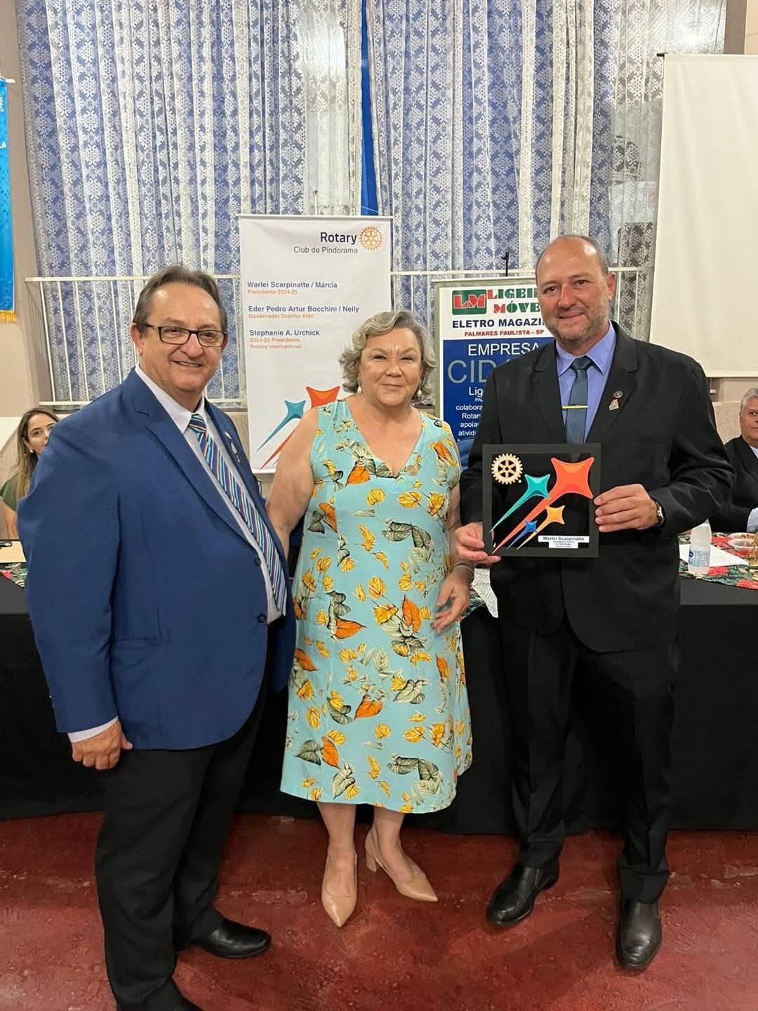 Casal Governador 25-26 Eder Bocchini e Nelly Visitam Rotary Club de Pindorama