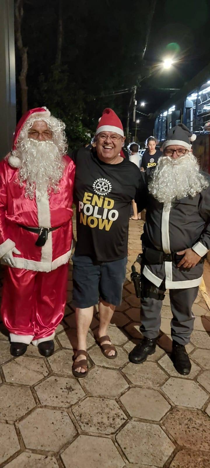 NATAL SOLIDÁRIO ROTARY E POLICIA MILITAR