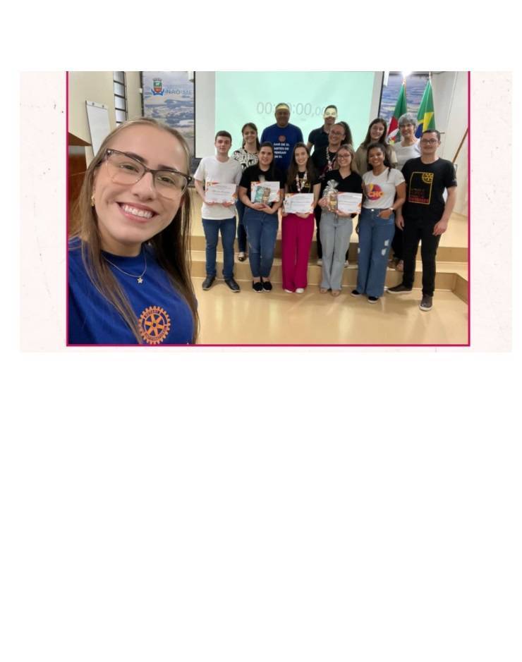 No último sábado (07/12) aconteceu o VI CONCURSO INTERNO DE ORATÓRIA do Rotaract Club de Não-Me-Toque! 🎙️💗  Uma oportunidade magnífica dos associados se desenvolverem pessoalmente e profissionalmente, além de fazer com que saiam da zona de conforte e enfrentem desafios! 🚀  O tema do concurso foi “O papel da juventude rotária na construção de um mundo mais justo e sustentável!” 🌳  Parabenizamos e agradecemos os participantes deste concurso, ocupando respectivamente o pódio, companheira Mônica, Marcelo, Morgana e Gabriela! 🏅💗  A companheira Mônica irá representar o clube no Concurso Distrital de Oratória 2024/25. 🎙️🏆  Ainda, agradecemos imensamente aos nossos jurados voluntários, Helaine Zart, Paulo Gomes e Silvia Washmuth! 🙏🏼💗