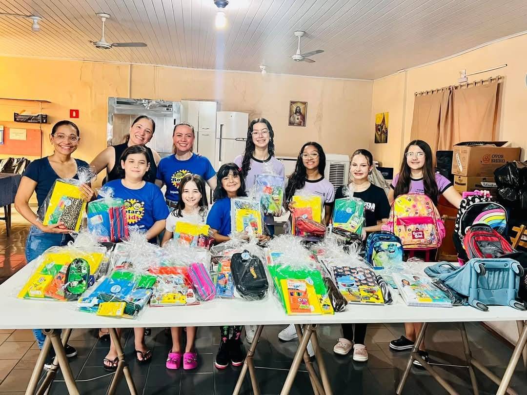 Interact Club de Itápolis e o Rotary Kids de Itápolis concluem Projeto “DOAÇÃO DE MATERIAIS ESCOLARES”.
