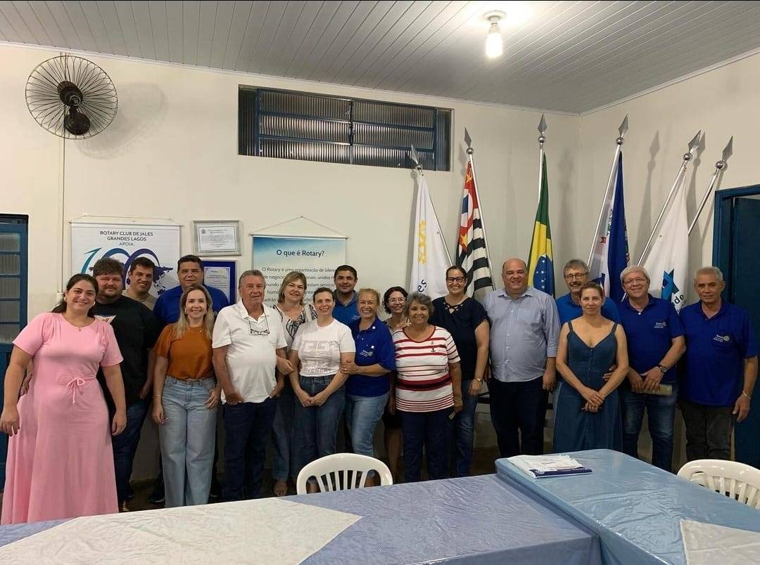 Rotary Club de Jales Grandes Lagos recebe visita de Josiane Bomfime Fábio Silvério, fundadora do novo e promissor canal de notícias CN12