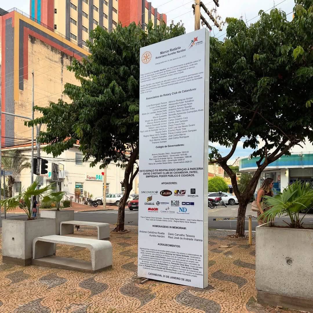 Inaugurada a nova praça Fatec e o Marco Rotário “Aurélio Nardini”. do Rotary Club de Catanduva