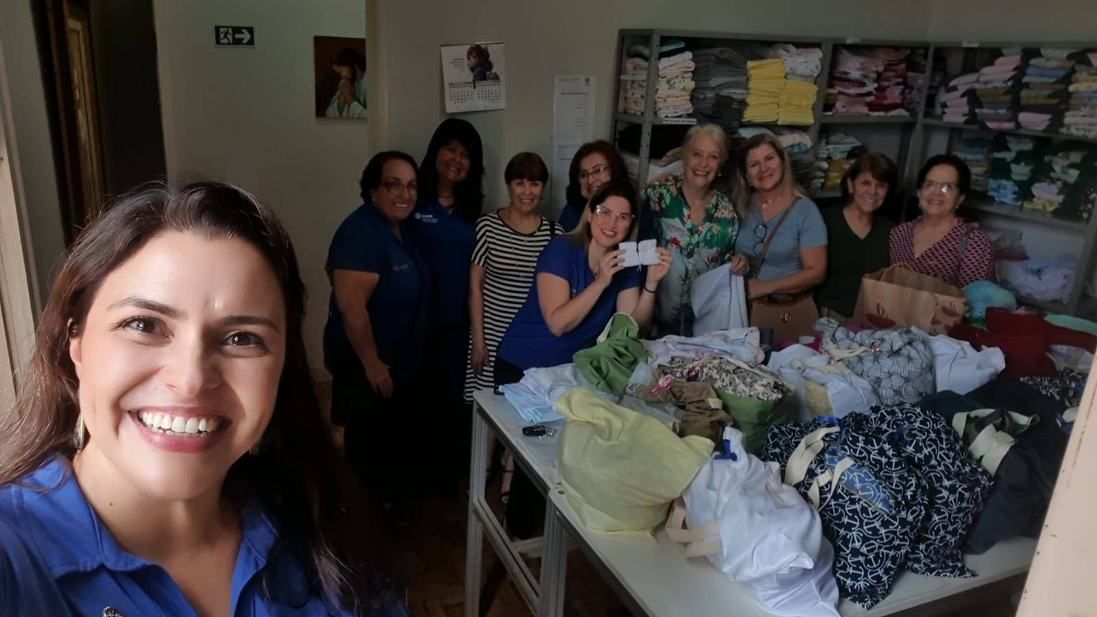 Visita ao Instituto do Berço - Pres. Anne Baseggio, Comissão de Projetos Humanitários e diretoras da entidade